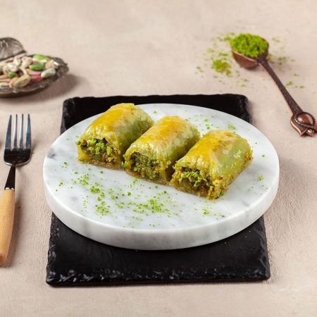 Fıstıklı Dürüm Baklava